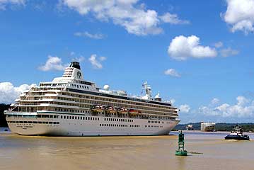 The Crystal Symphony near Gamboa in the Panama Canal