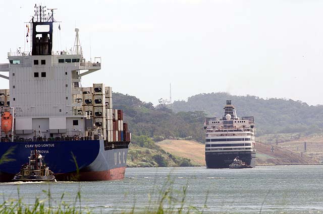 The MS Maasdam Cruise Ship in the Panama Canal